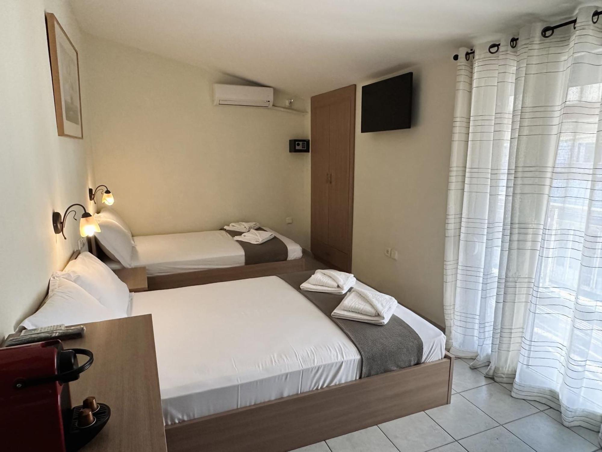 Anna Rooms Vrasná Exteriör bild